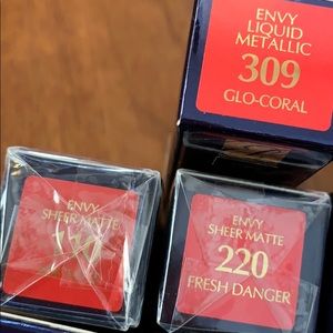 Estee Lauder Makeup - Estée Lauder lipsticks Estee Lauder Makeup - Estée Lauder lipsticks